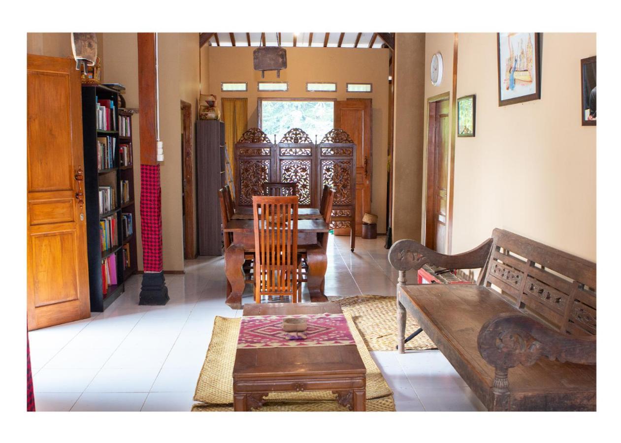 Sanggar Pantcha Indra Guest House Kemuning Bagian luar foto