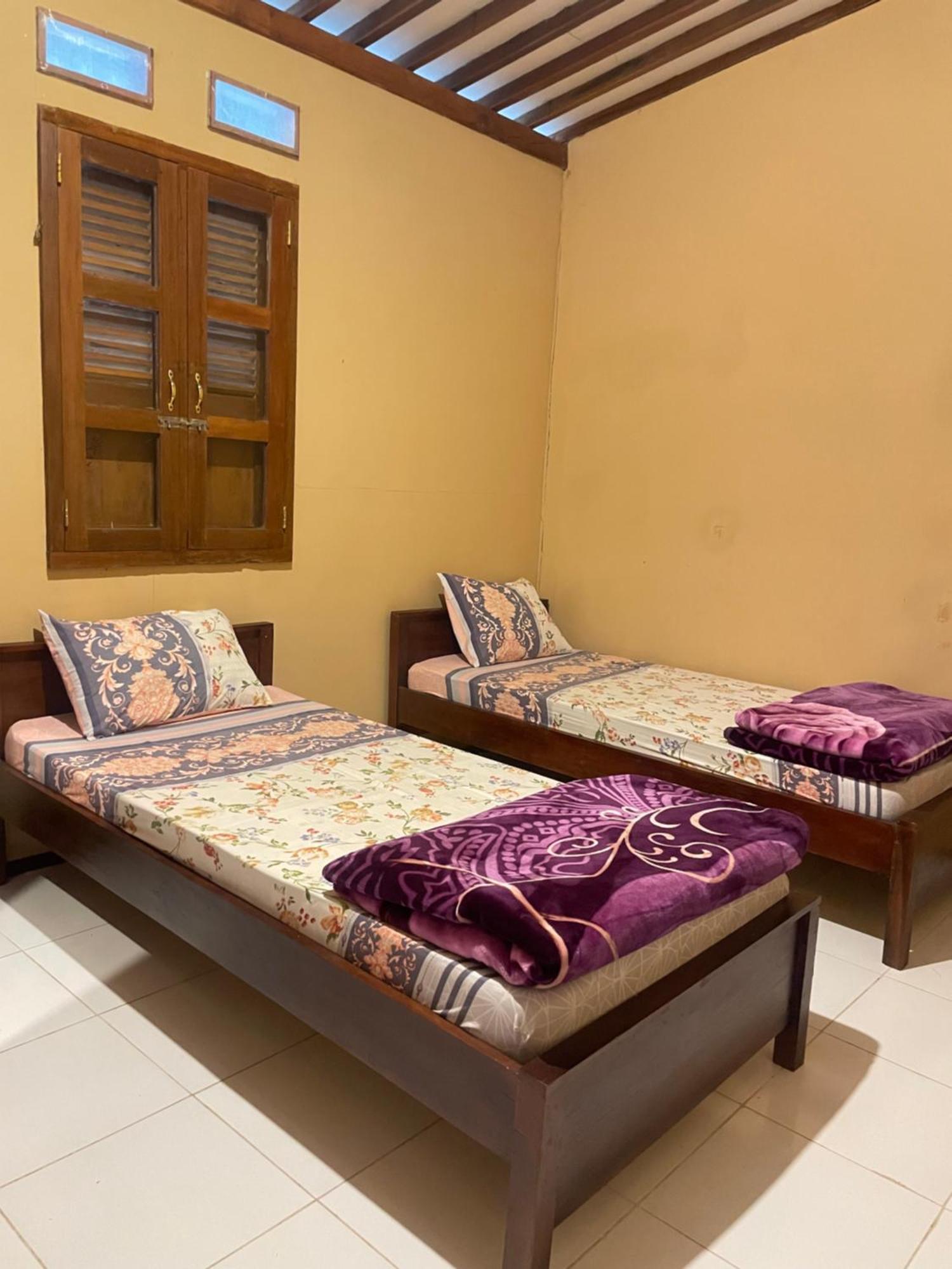 Sanggar Pantcha Indra Guest House Kemuning Bagian luar foto